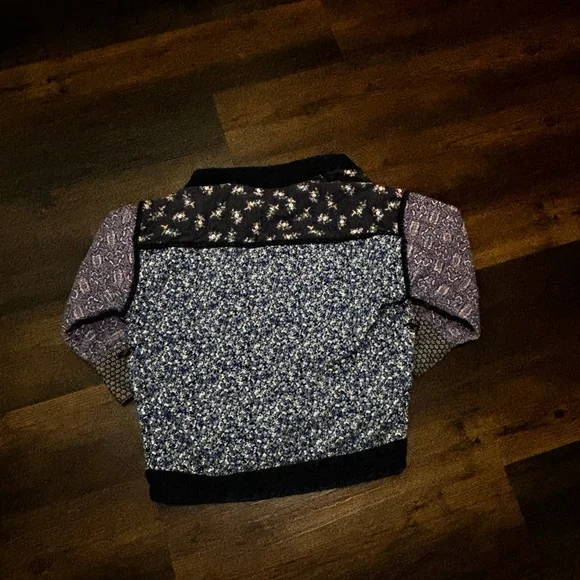 GAP Black and Blue Blazer with Relaxed Fit - Picture 3 of 3